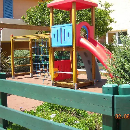 Le Nereidi Con Piscina - Parcheggi Aparthotel