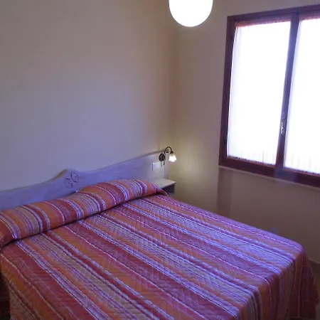 Le Nereidi Con Piscina - Parcheggi Aparthotel 3*