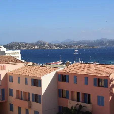 Aparthotel Le Nereidi Con Piscina - Parcheggi 3*