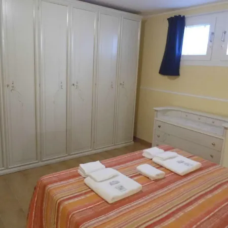 Aparthotel Le Nereidi Con Piscina - Parcheggi