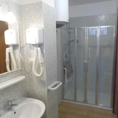 Aparthotel Le Nereidi Con Piscina - Parcheggi La Maddalena (Sassari)