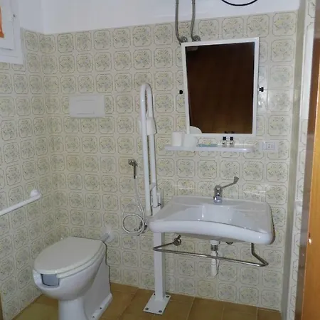Aparthotel Le Nereidi Con Piscina - Parcheggi