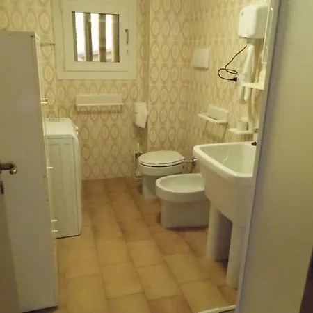 Aparthotel Le Nereidi Con Piscina - Parcheggi